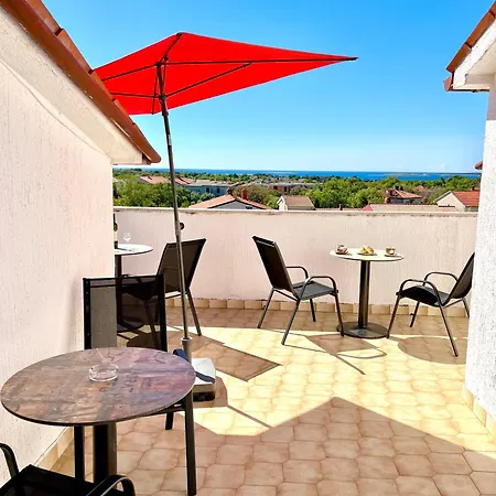 Apartment E & E Medulin